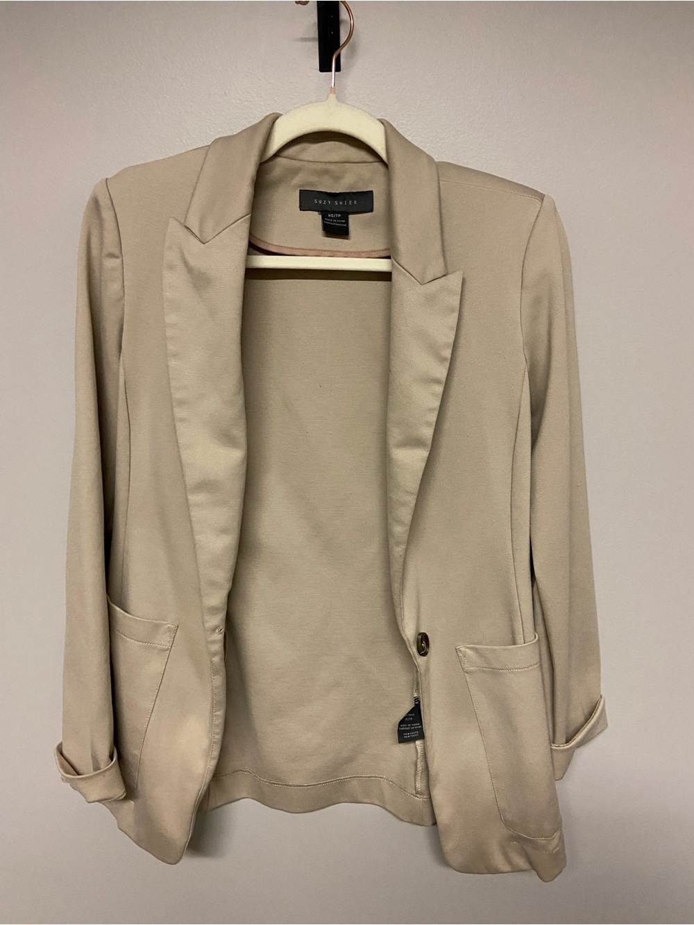 Suzy Shier Beige Tailored Blazer - Picture 2 of 3